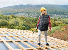 Best Commercial Roofing Services  in Woodburn, OR